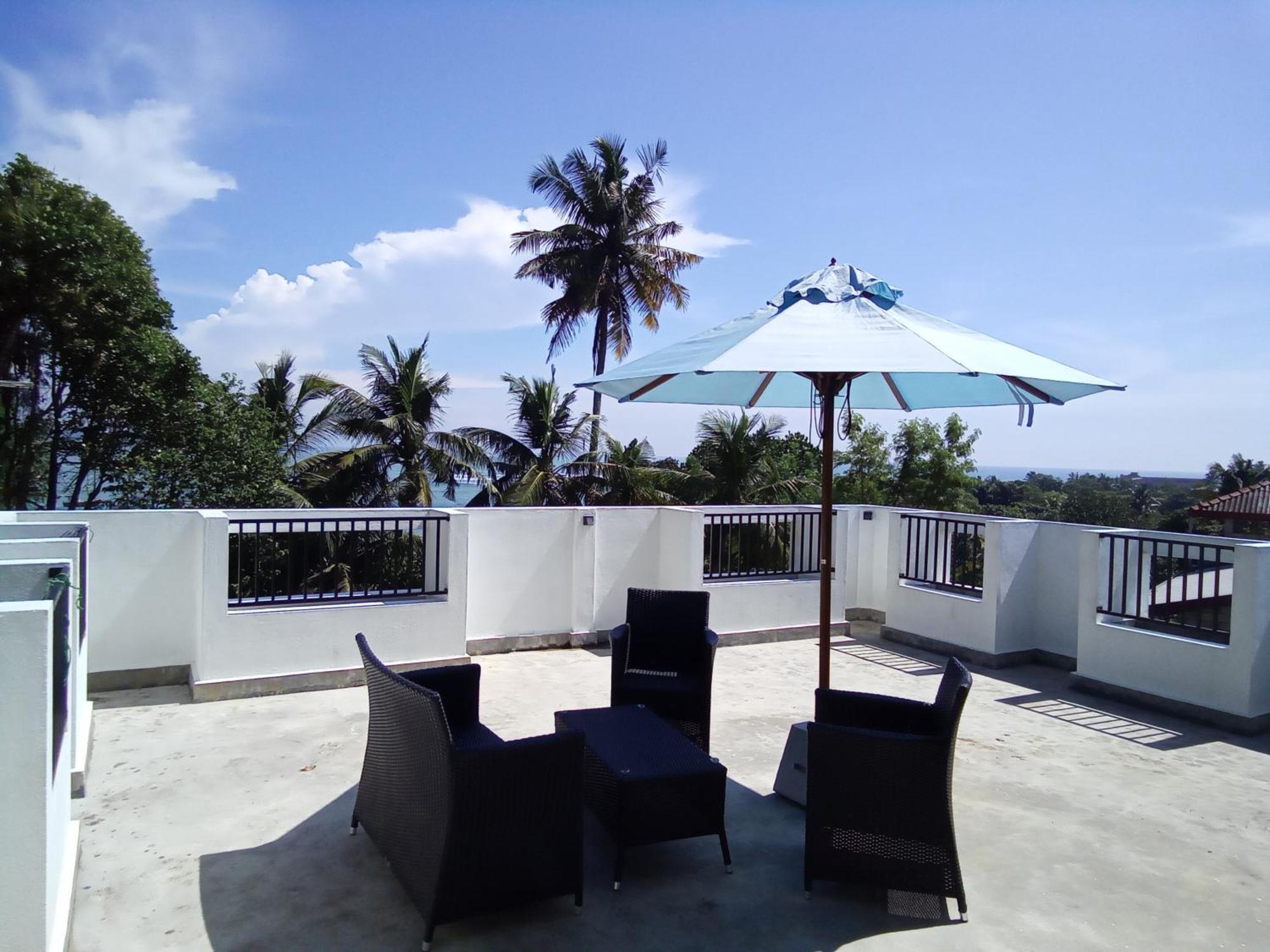 The Moose Weligama Bed & Breakfast Dış mekan fotoğraf