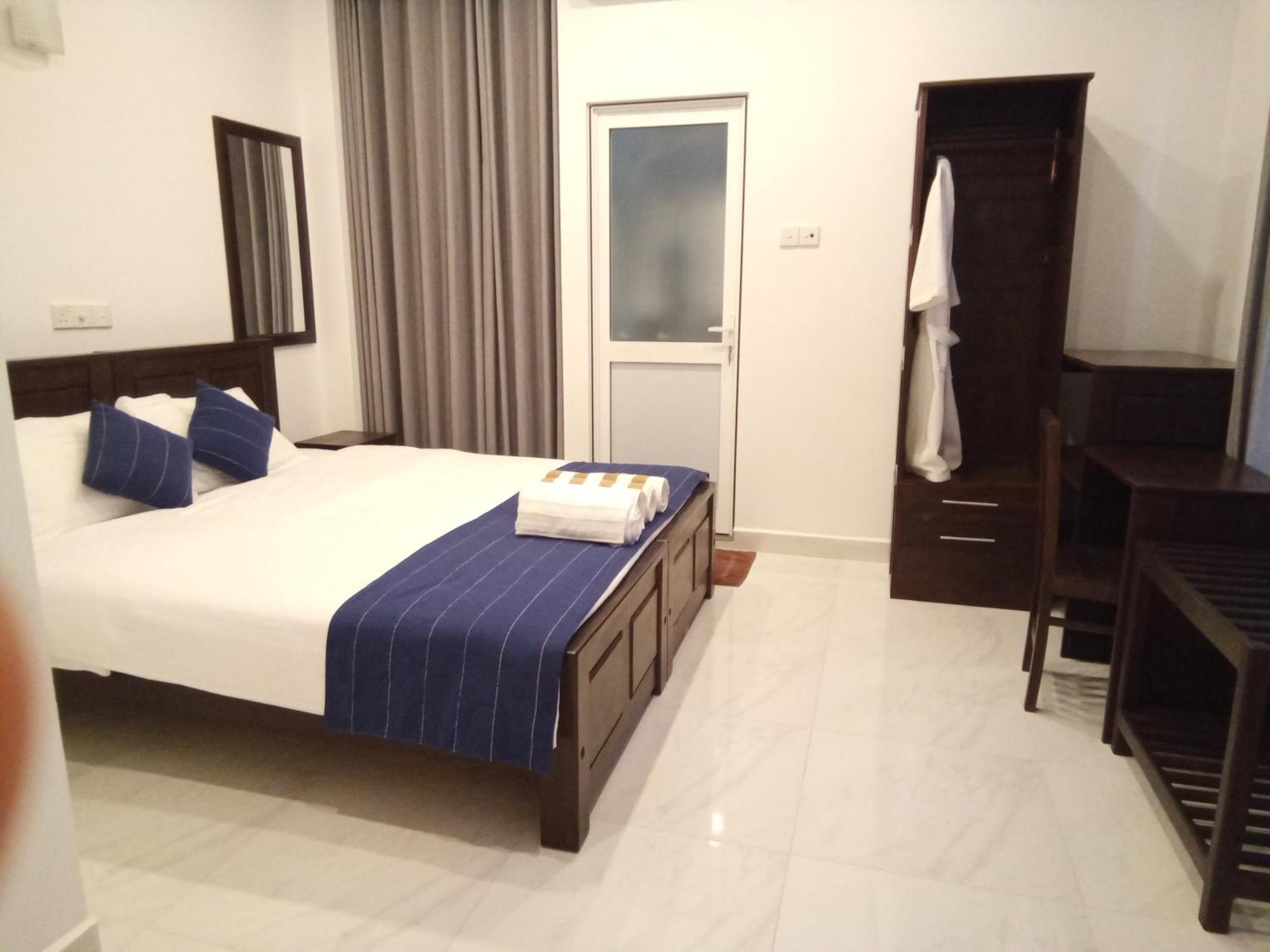 The Moose Weligama Bed & Breakfast Dış mekan fotoğraf