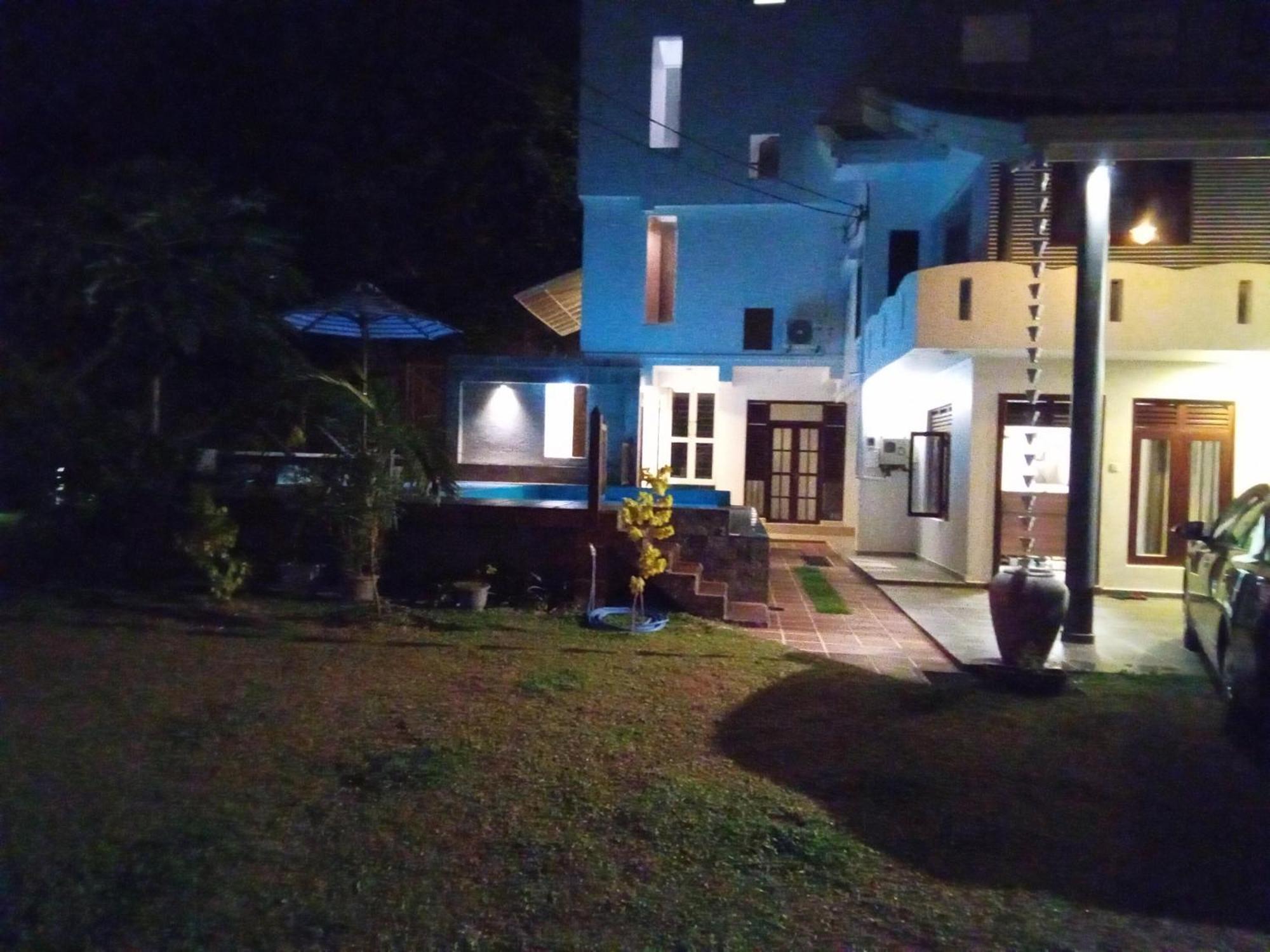 The Moose Weligama Bed & Breakfast Dış mekan fotoğraf